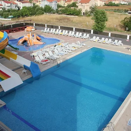 Hotel Gularif *