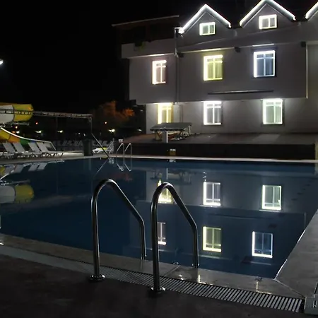 Hotel Gularif *
